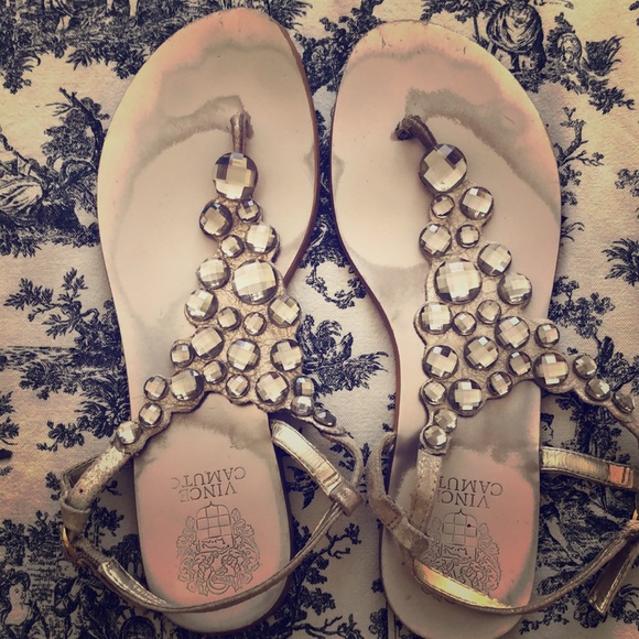 Vince Camuto Shoes - Vince Camuto Sandals!🎀